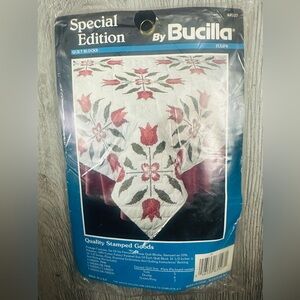 New Bucilla Tulips Quilt Blocks #63127 Stamped Craft Kit Made in USA VTG Cottage